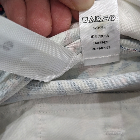 NWOT LOFT By Ann Taylor Marisa Riviera Pants Tile Print Pink Blue Crop Slim 0 - Picture 14 of 14